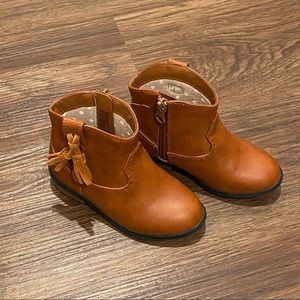 Cat&Jack Toddler Booties